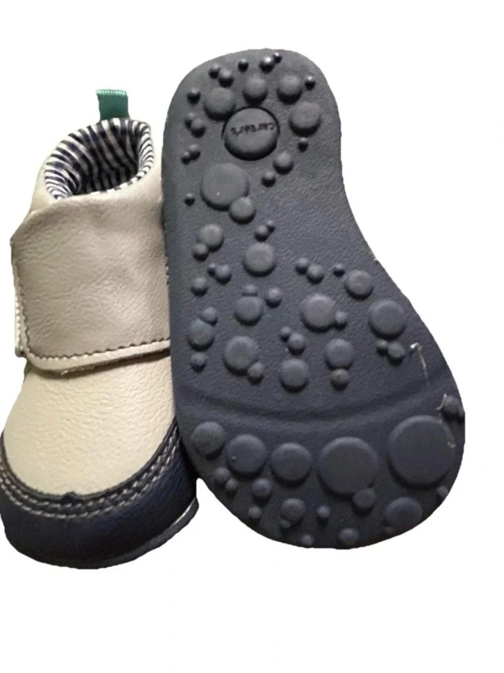 NWT Toddler Carter’s Grey Sneakers Easy On & Off Size 4